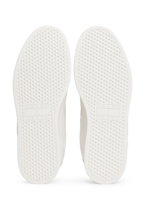 THE GREENWICH NEW  - Trainers - ecru3