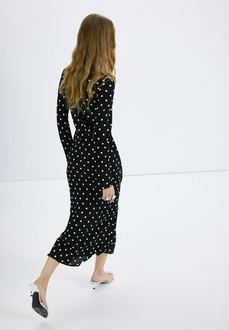 adult black jersey dress Mango - woo_import_10 Neeno Women's Dresses Floral Dress Size:M (UK 10-12) line silhouette Fitted silhouette