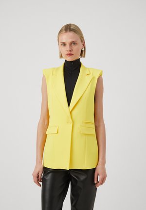 Vest - dynamic yellow