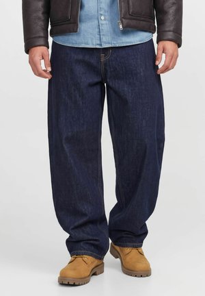 Jack & Jones, BAGGY FIT JEANS JJIALEX JJCREW HA 552 STYD BAGGY FIT JEANS - Jean baggy - mottled dark blue