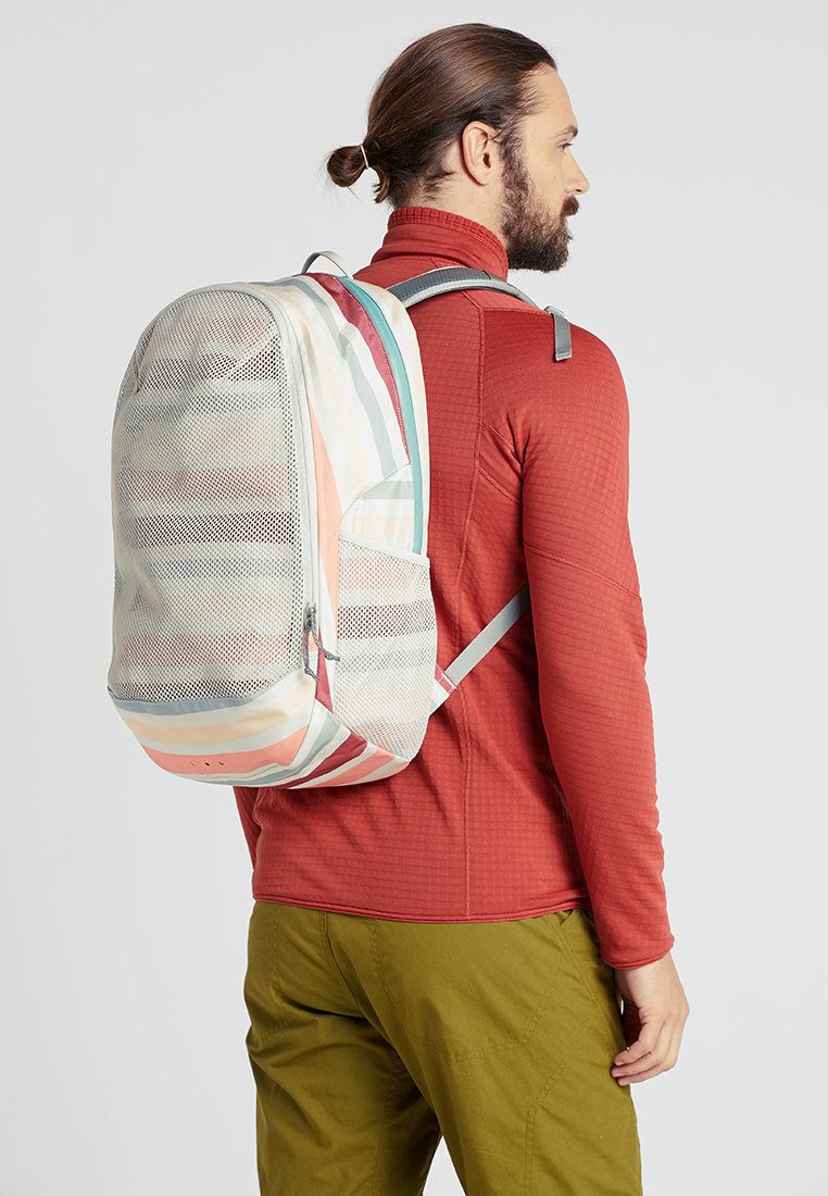 planing divider pack 30l