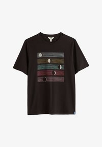 Δεν επιλέχθηκε, black - moon phases onyx