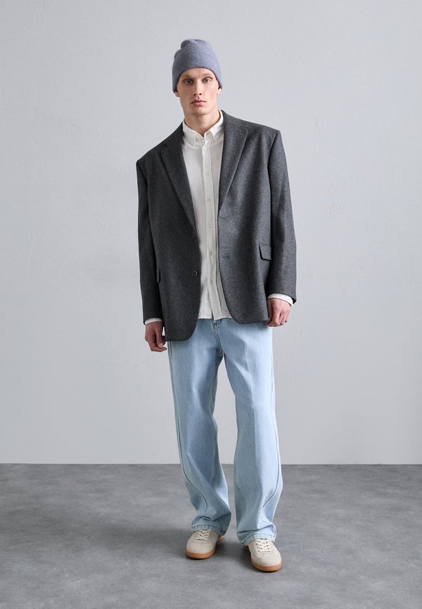 FLUFFY HAT UNISEX - Beanie3