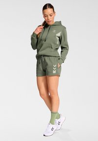 Hummel ACTIVE CO  - Träningsshorts - sea spray