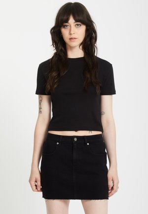 TIGHT CROP - T-shirt basique - black