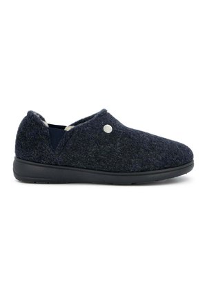 Chaussures de type slip-on en feutre gris foncé avec un bout arrondi, semelle en caoutchouc noire et un petit accent métallique sur le côté. Doublure intérieure douce visible.