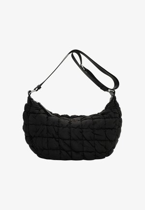 Must tikitud õlakott, millel on reguleeritav rihm ja hõbedaste detailidega tõmblukuga sulgur.