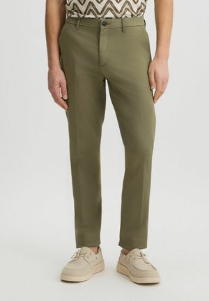 Chino - green