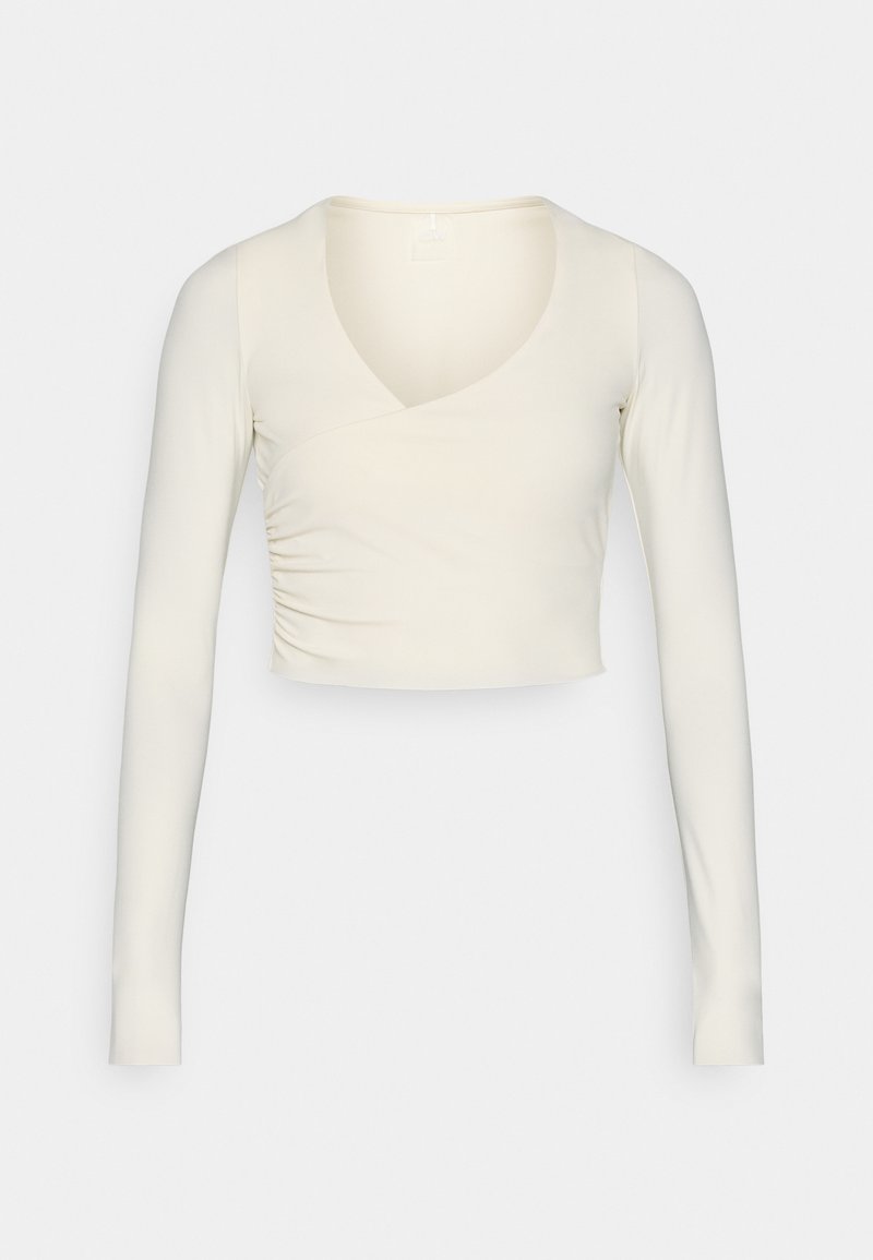 ICANIWILL Longsleeve crème