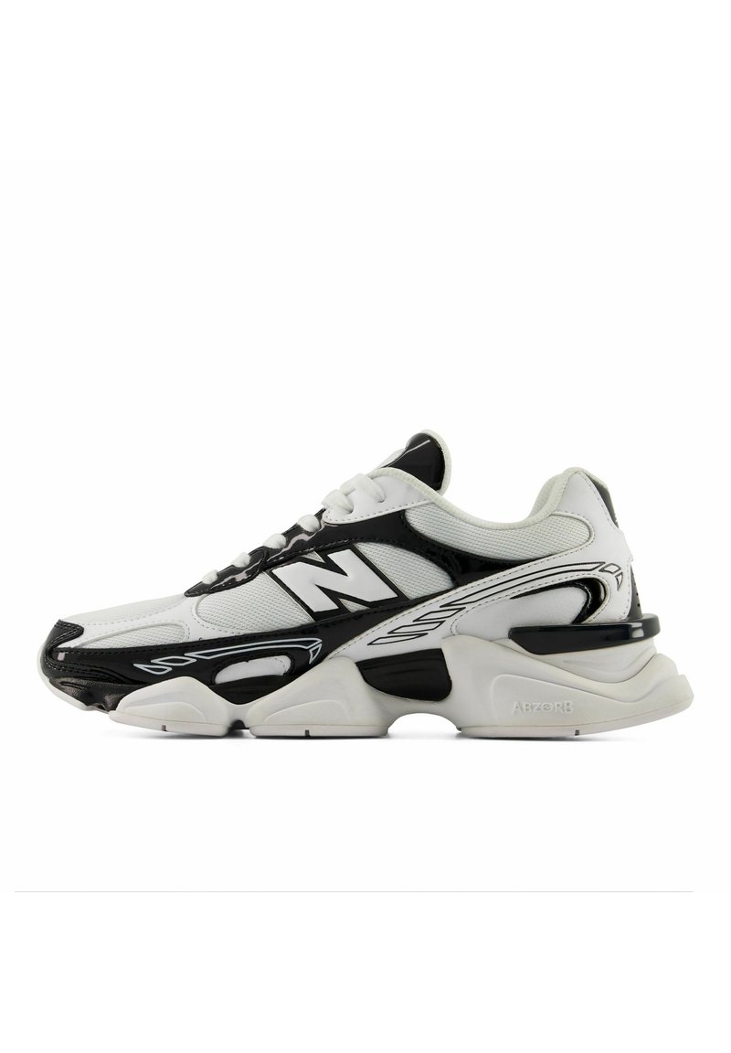U9060 black/white/black