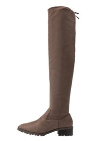 Botas de ante marrón por encima de la rodilla con tacón plano, que presentan una punta redondeada, un diseño elegante y un detalle de tira en la parte superior.