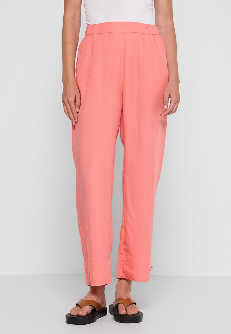 Triumph Broek koraalrood