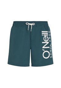 Shorts de bain en turquoise en matériau à séchage rapide, avec un design de logo blanc sur le côté et une taille élastique avec cordon de serrage.