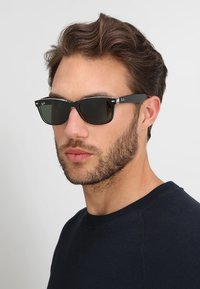 Ray-Ban UNISEX - Óculos de sol - greencrystal standard