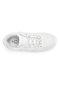 White athletic shoe with a smooth leather exterior, rounded toe, perforated accents, contrasting laces, and a cushioned interior. Size 37.