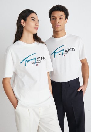 Tommy Jeans SPRAY POP COLOR TEE UNISEX - Print T-shirt - white