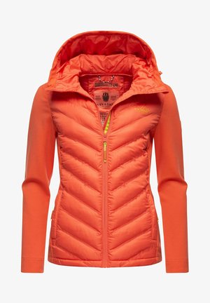Helles orange Jacket mit einem gesteppten Körper und einfarbigen Ärmeln. Mit Kapuze, frontalem Reißverschluss und kontrastierenden Reißverschlüssen. Logo auf der Brust.