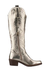 Botas de cowboy metálicas doradas con costuras decorativas, punta afilada y cremallera lateral. Presentan un tacón bajo y una textura suave y brillante.