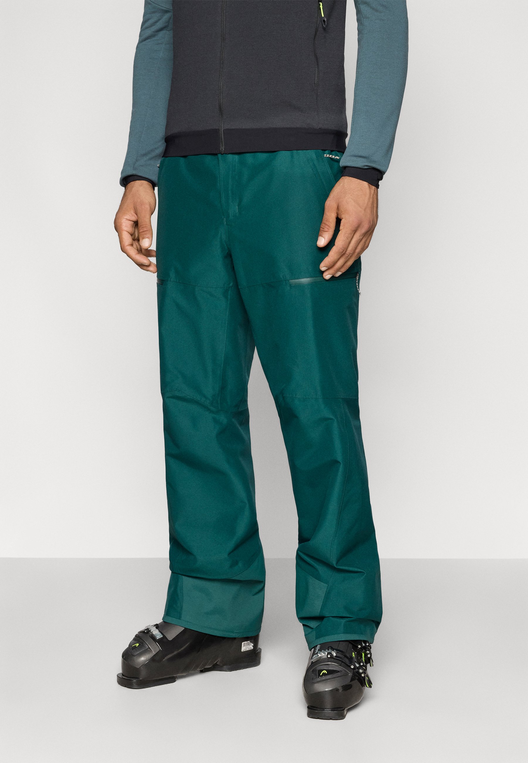 Patagonia POWDER TOWN PANTS - Ski pants - cascade green/dark green