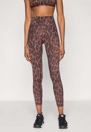 adidas Performance, OPTIME POWER LEOPARD 7/8 - Retuusid - black/earth strata
