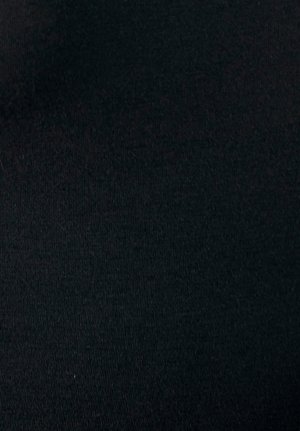 Tessuto nero, liscio, con una texture uniforme e una leggera lucentezza; si allunga e si conforma bene, adatto per abbigliamento aderente.