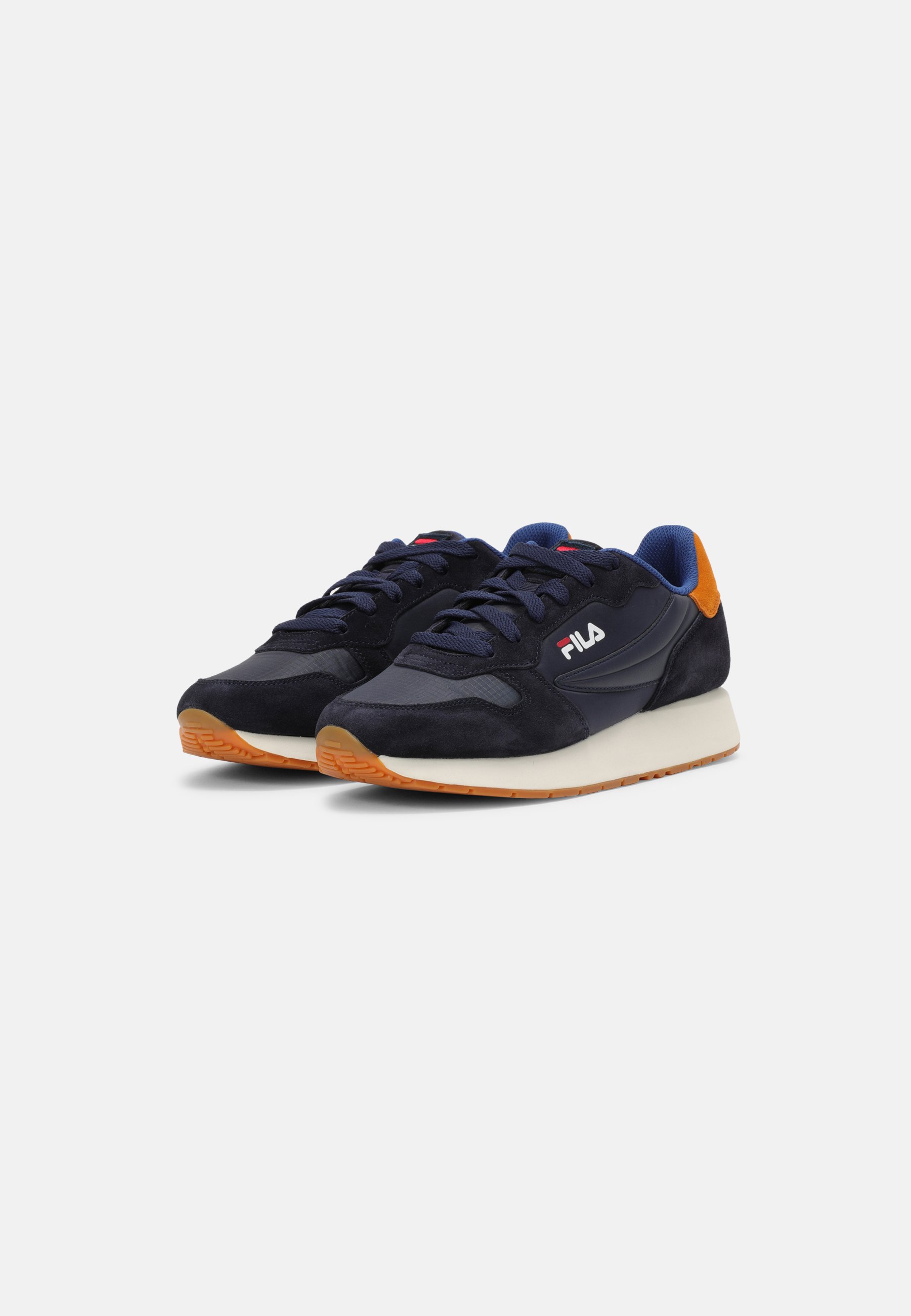 fila navy trainers