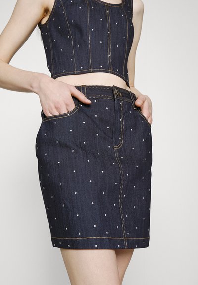 Cinq à Sept DITSY RHINESTONE LYNETTE SKIRT - Falda de tubo - indigo