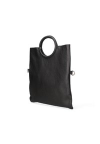 Borsa tote in pelle nera con superficie strutturata, forma rettangolare e manico rotondo. Presenta un design semplice e pulito con hardware minimale.