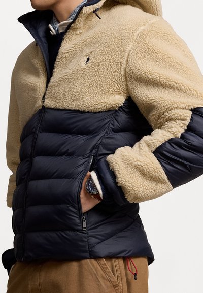 Polo Ralph Lauren THE COLDEN HYBRID JACKET - Overgangsjakke - collection navy / spring beige