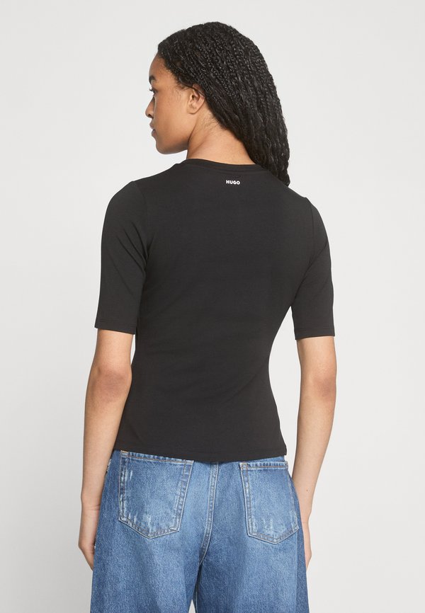 DARNELIA - Basic T-shirt4