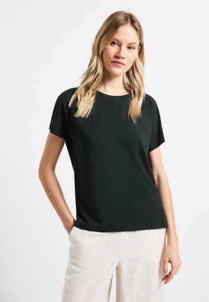 - T-shirt basic