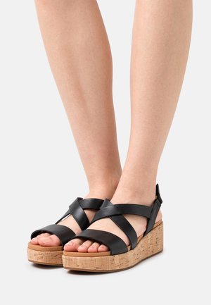 Clarks, Sandales à plateforme - black