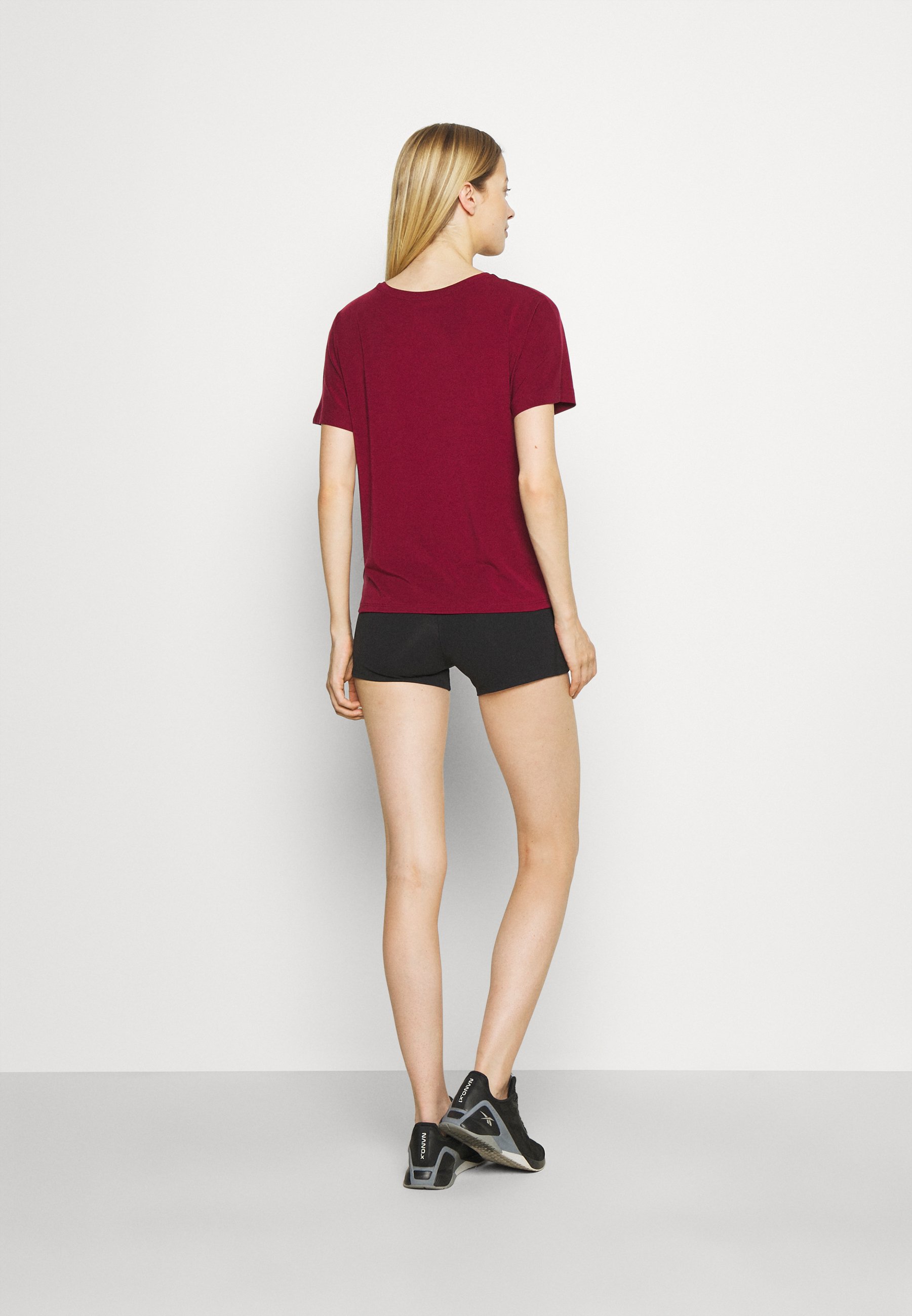 Damen BREATHE TWIST FRONT TEE - T-Shirt print Damen BREATHE TWIST FRONT TEE - T-Shirt print