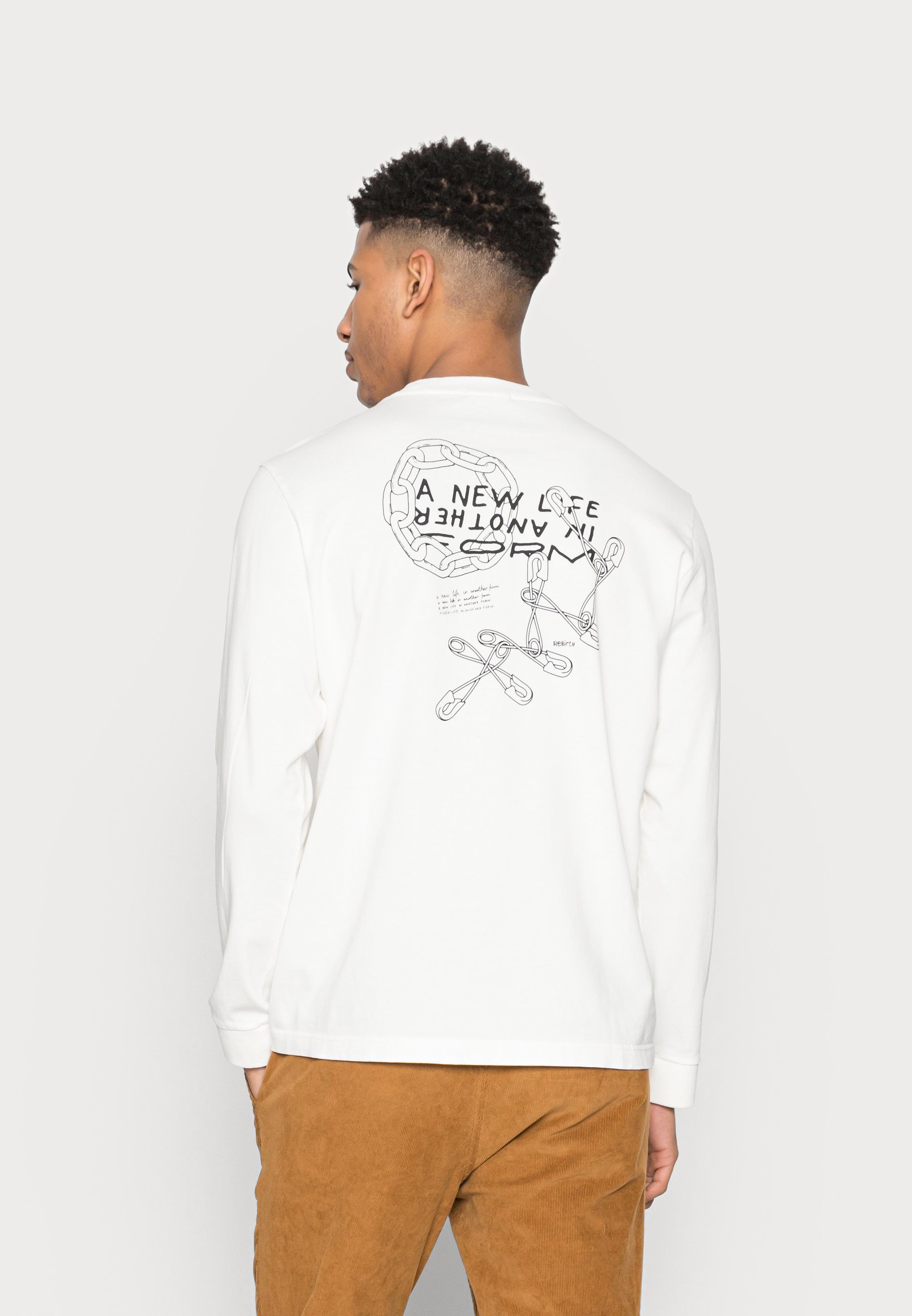 Nudie Jeans LONG SLEEVE PRINTED TEE 