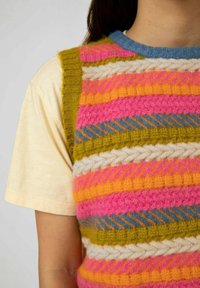 FRNCH Stickad tröja - mottled pink