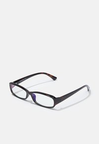 Ochelari dreptunghiulari din tortoiseshell maro cu lentile clare. Brațe subțiri, netede și o ușoară curbă la tâmple. Numele mărcii pe braț.