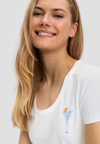 s.Oliver SLIM-FIT - T-Shirt basic - weiß