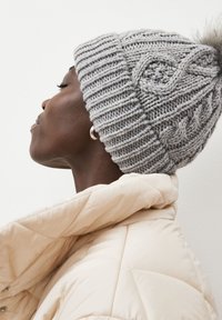 Next POM - Kootud müts - grey