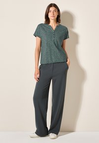 Cecil IM LOOK - Printtipaita - grün