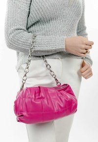 Emily & Noah NELLIE - Borsa a mano - pink