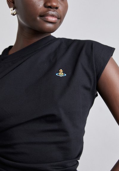 Vivienne Westwood HEBO - Pamata T-krekls - black