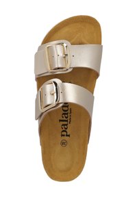 Sandali beige con due cinturini larghi, fibbie dorate e un plantare morbido marrone. Presentano un marchio impresso. Made in Spain. Taglia 38.