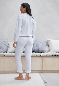 Next SOFT WAFFLE LONG SLEEVE - Nattplagg set - grey