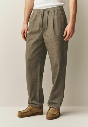 RELAXED FIT  - Stoffhose - khaki green