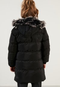 LELA REGULAR FIT - Ziemas mētelis - black