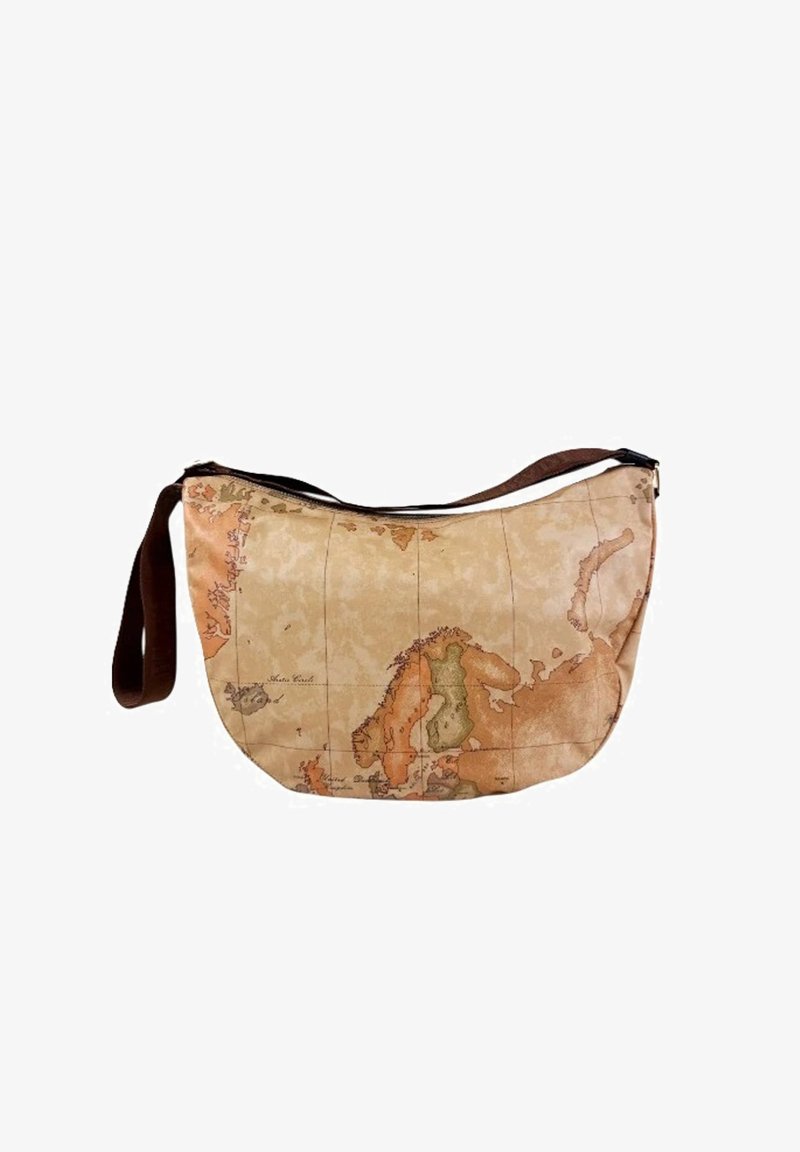 Borsa con tracolla regolabile marrone, caratterizzata da una stampa di una mappa vintage del Nord Europa, inclusi Scandinavia e regione baltica.
