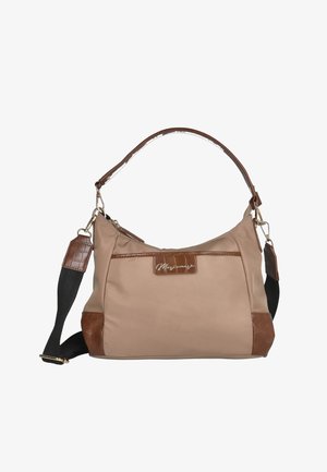 Bolso de hombro de tela beige con base y correa de cuero con relieve de cocodrilo en marrón, que presenta una placa de logo en tono dorado y una correa desmontable de nylon negro.