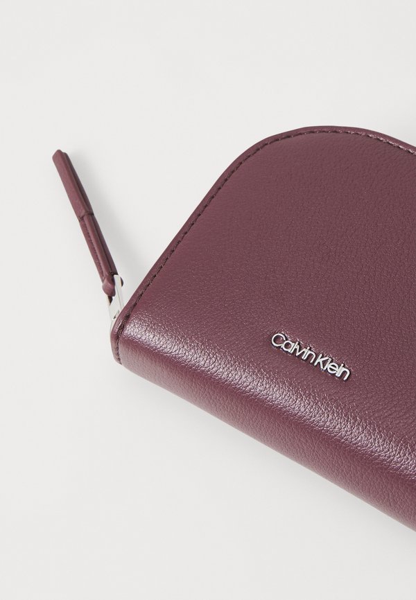 GLIDE DOMED ZIP AROUND - Wallet - vineyard wine2