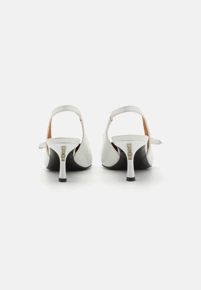 MOSCHINO BUCKLED BOW - Klassikalised kontsakingad - bianco
