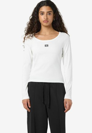 MIT LANGEN ÄRMELN SLIM FIT - Tops ar garām piedurknēm - cloud dancer